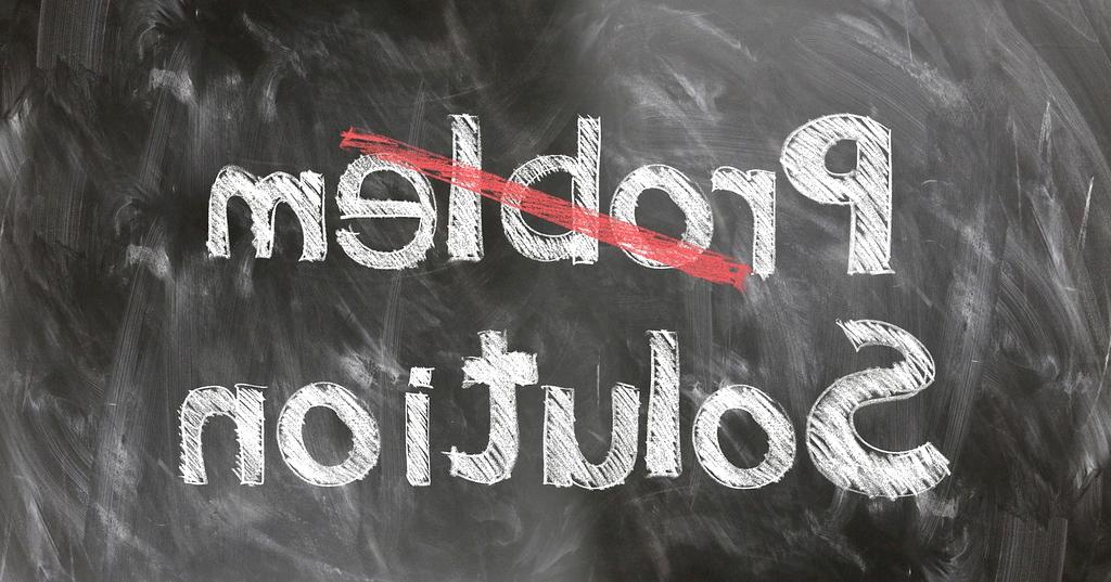 Customer support person assisting client